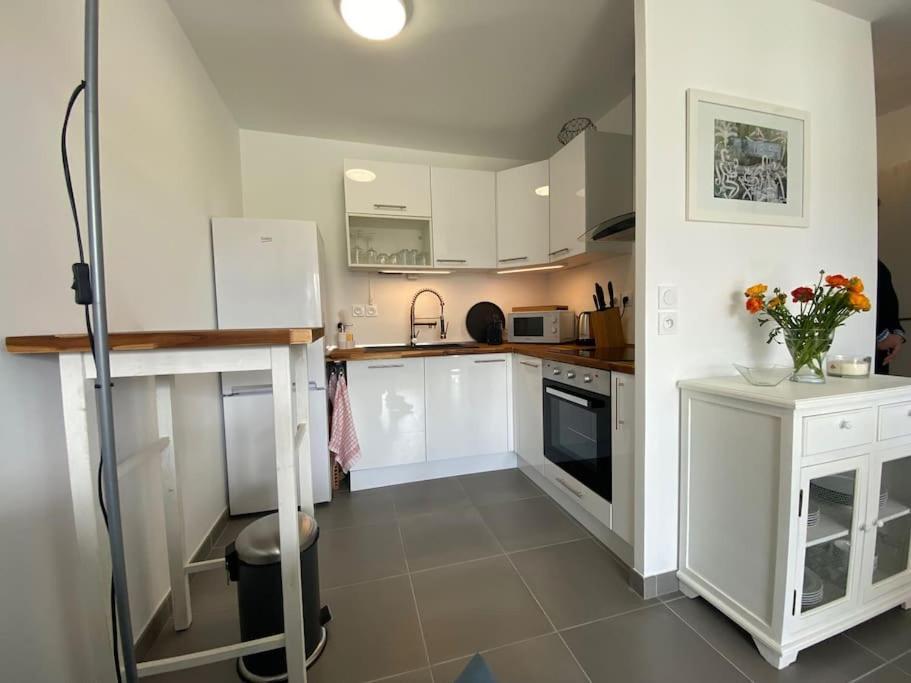 Centre 1 Bed Apartment *